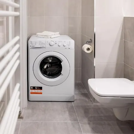 Appartamento Downtown ,next To Spodek-free Parking *