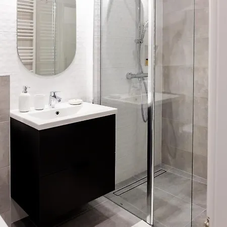 Appartamento Downtown ,next To Spodek-free Parking