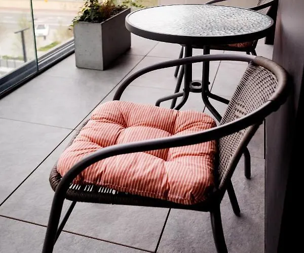 Downtown ,next To Spodek-free Parking Lägenhet *